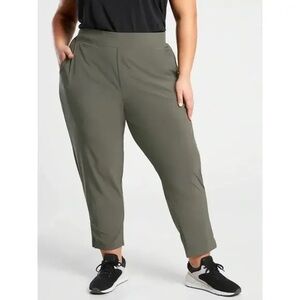Athleta Brooklyn Mountain Olive Mid-Rise Wrinkle-Resistant Pants Size 24